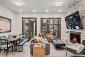 Blackstone 2BR Walk to Lifts, Hot Tub / Pool / Gym