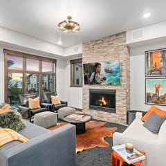 Blackstone 2BR | Walk to Lift, Pool, Hot Tub