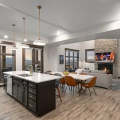 Blackstone 3BR | Pool, Walk to Lifts, Hot Tub