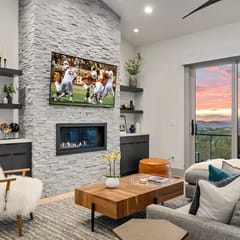 4BR Villa Walk to Lifts, Hot Tub, Brand New!