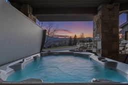 Luxury 4BR Retreat | Hot Tub, Views & Fireplace - Image 3