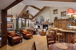 Luxury 4BR Retreat | Hot Tub, Views & Fireplace - Image 5
