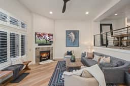 Bear Hollow Lodge, mins to Canyons / Olympic Park - Image 2