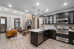 NEW 3BR Canyons Walk to Lifts, Hot Tub & Pool - Image 5