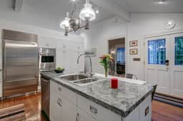 The Woodside - Ski In/Out 3BR, Walk to Main St - Image 4
