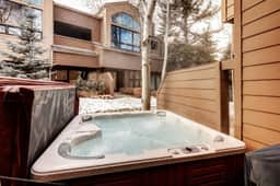The Stonebridge | Remodeled Lower Deer Valley 3BR - Image 4