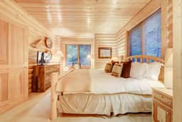 The Comstock Lodge - 2BR / 2BA, Walk to Deer Valley and Mins to Main Street! - Image 4