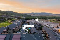 The Blackstone | New 2BR Walk to Canyons Lifts - Image 4