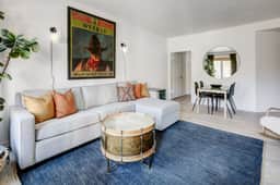 The Pioneer on Main | 1BR, Walk to Town Lift - Image 3