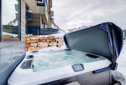 The Ridgeline | 5BR Brand New Ski-In Canyons Village, Walk to Lifts - Image 2