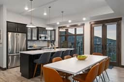 Blackstone 3BR | Pool, Walk to Lifts, Hot Tub - Image 5