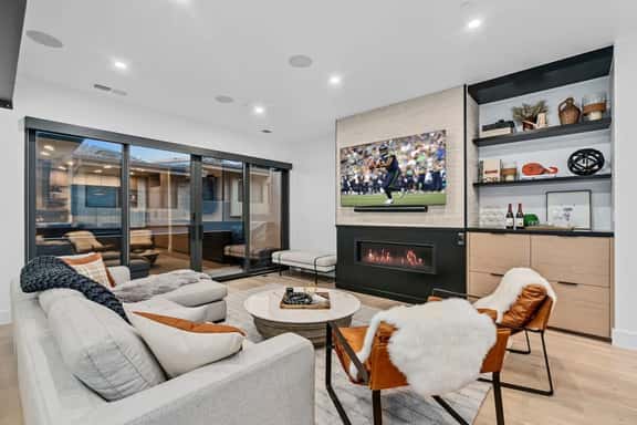 Canyons Ridge - Brand New Ski In Townhouse - Image 1