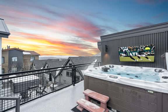Luxe Park City Ski-In/Ski-Out Retreat - Image 1