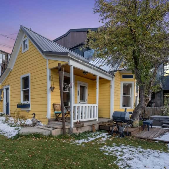 The Yellow House - Old Town 2BR - Image 1