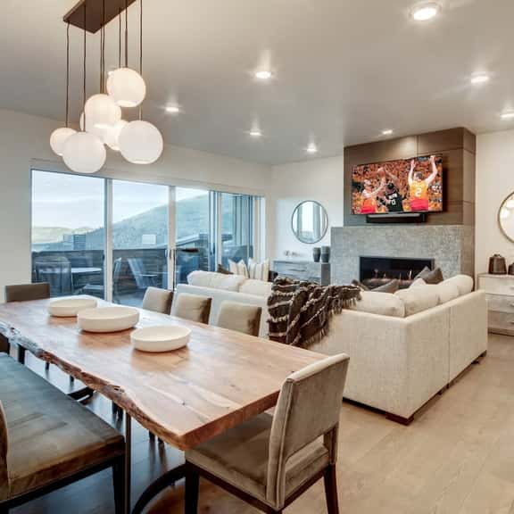 The Apex - Canyons Modern Mountain Ski In/Out 4BR - Image 1