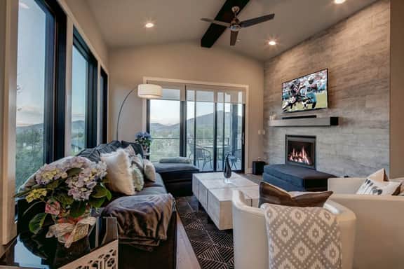 The Frostwood Ski / Golf Villa - Hot Tub, Views - Image 3