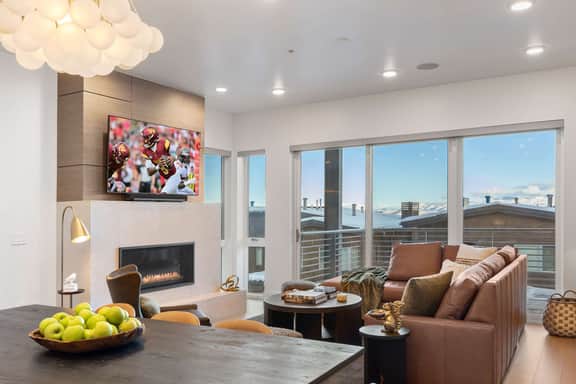 The Apex | Ski In Ski Out 3BR at Canyons Village - Image 5