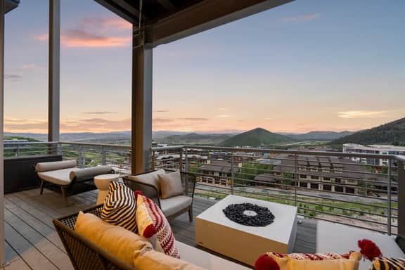 4BR Apex Ski In/Out Gem, Stunning Park City Views - Image 3
