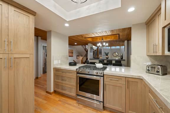 Old Town 3BR | Steps to Town Lift & Main St - Image 4