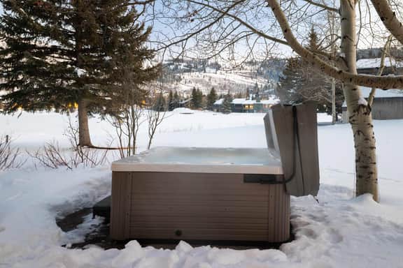 2BR Near Deer Valley & Main Street | Hot Tub - Image 2