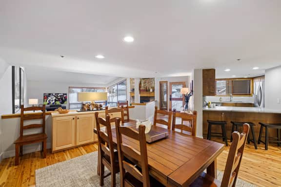 2BR Near Deer Valley & Main Street | Hot Tub - Image 5