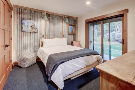 The Lakeside | 3BR Townhome, Walk to Deer Valley! - Image 3