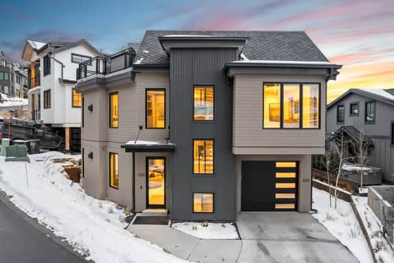 Luxe Park City Ski-In/Ski-Out Retreat - Image 5