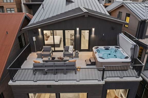 The Kings Crown | Brand New Ski In Out 4BR at PCMR - Image 4
