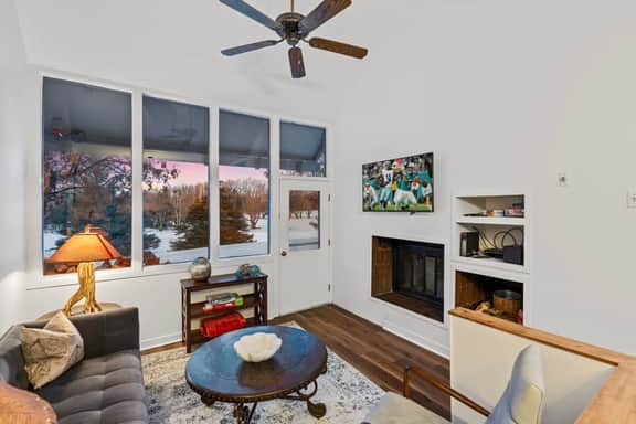 3BR Payday Condo, Steps to PCMR & Golf - Image 4